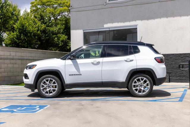 2025 Jeep Compass Limited 4x4