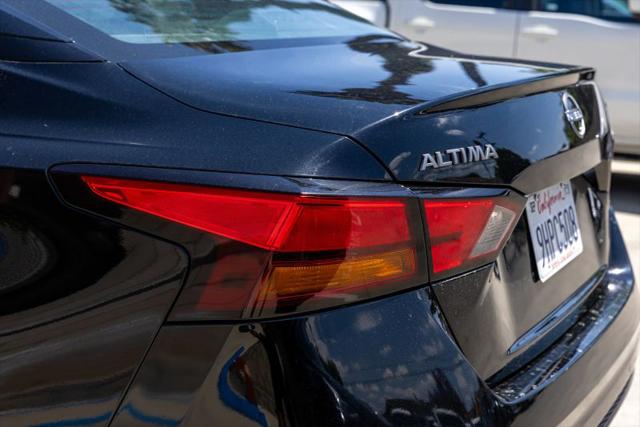 2024 Nissan Altima SR FWD
