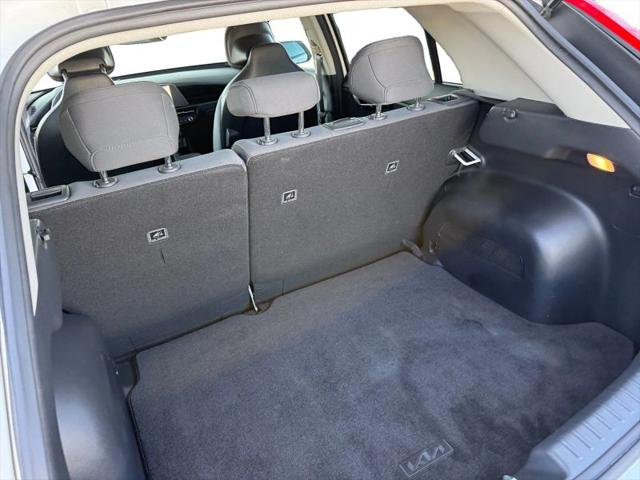 2024 Kia Niro LX
