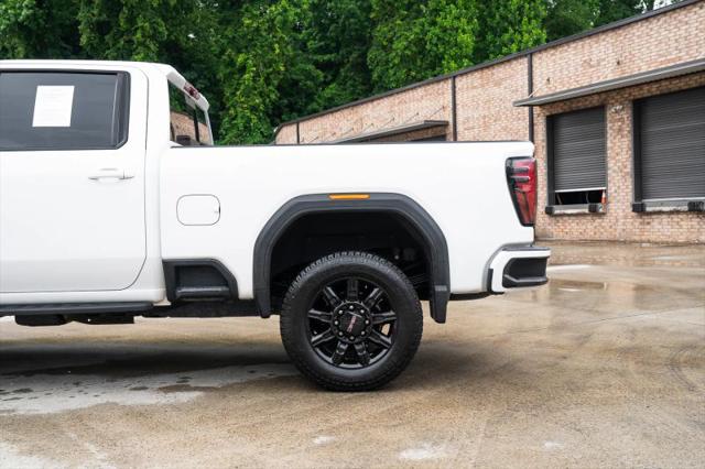 2024 GMC Sierra 3500HD 4WD Crew Cab Standard Bed AT4