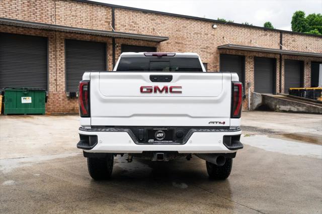 2024 GMC Sierra 3500HD 4WD Crew Cab Standard Bed AT4