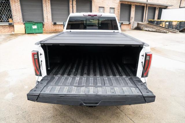 2024 GMC Sierra 3500HD 4WD Crew Cab Standard Bed AT4