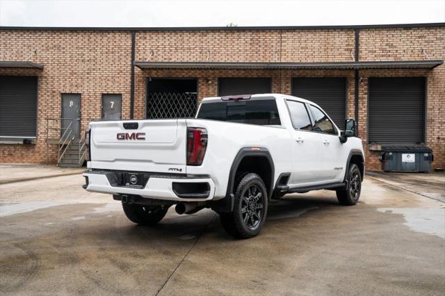 2024 GMC Sierra 3500HD 4WD Crew Cab Standard Bed AT4