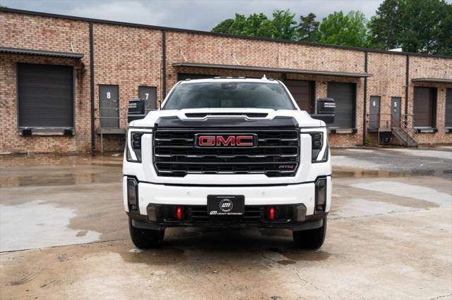 2024 GMC Sierra 3500HD 4WD Crew Cab Standard Bed AT4