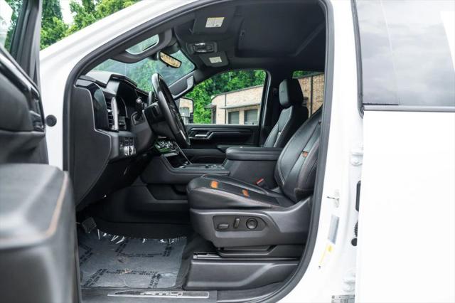 2024 GMC Sierra 3500HD 4WD Crew Cab Standard Bed AT4