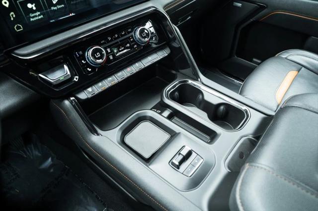 2024 GMC Sierra 3500HD 4WD Crew Cab Standard Bed AT4