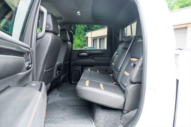 2024 GMC Sierra 3500HD 4WD Crew Cab Standard Bed AT4