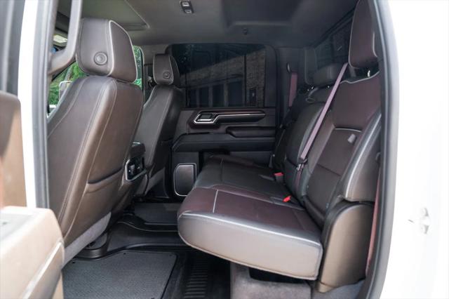 2024 GMC Sierra 3500HD 4WD Crew Cab Long Bed Denali