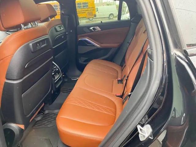 2023 BMW X6 xDrive40i