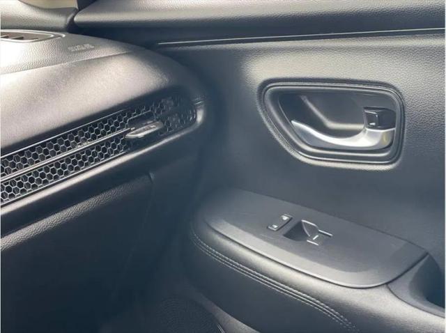 2025 Honda HR-V AWD LX