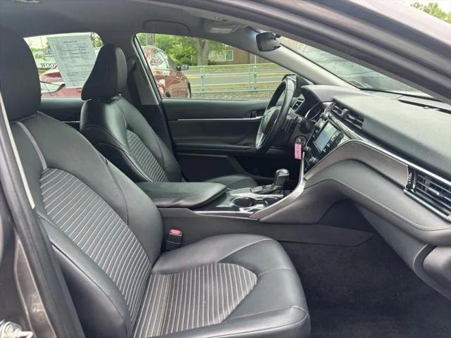 2018 Toyota Camry SE
