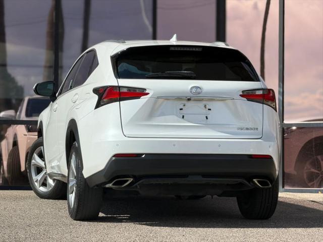 2017 Lexus NX 200t 200t