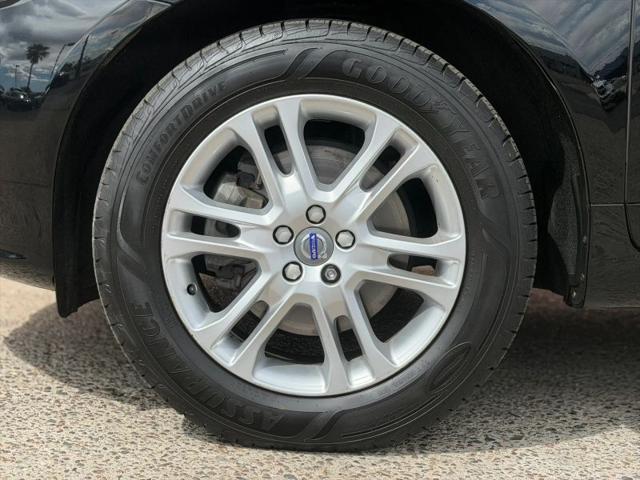 2016 Volvo XC60 T5 Drive-E Premier