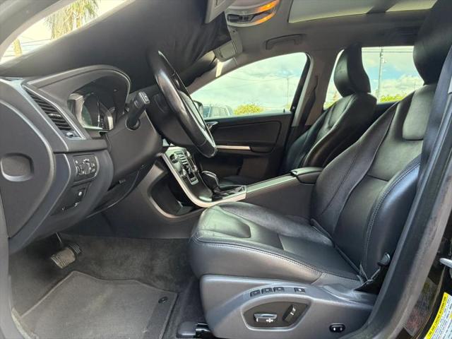 2016 Volvo XC60 T5 Drive-E Premier
