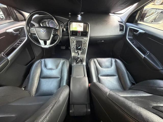 2016 Volvo XC60 T5 Drive-E Premier