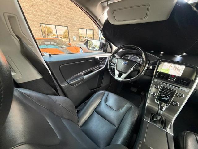 2016 Volvo XC60 T5 Drive-E Premier