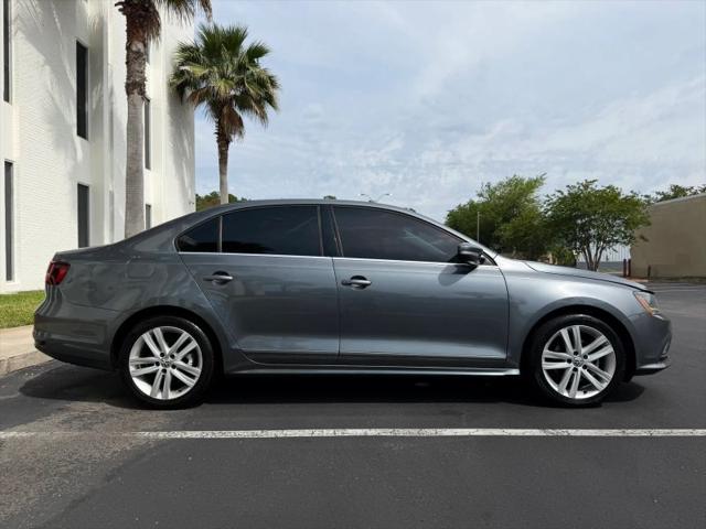 2017 Volkswagen Jetta 1.8T SEL