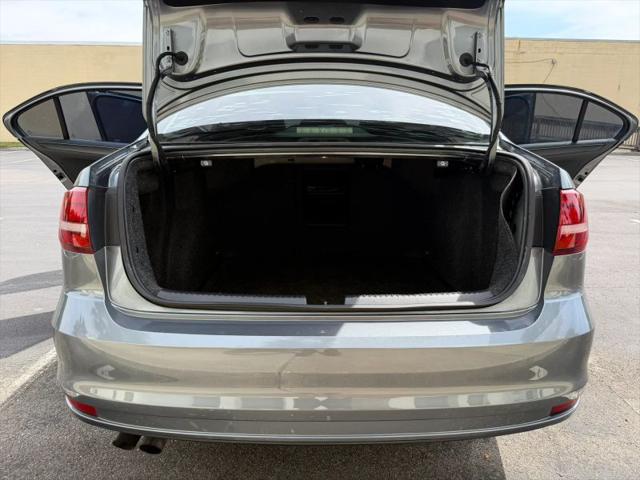 2017 Volkswagen Jetta 1.8T SEL