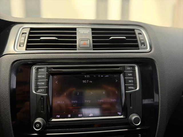 2017 Volkswagen Jetta 1.8T SEL