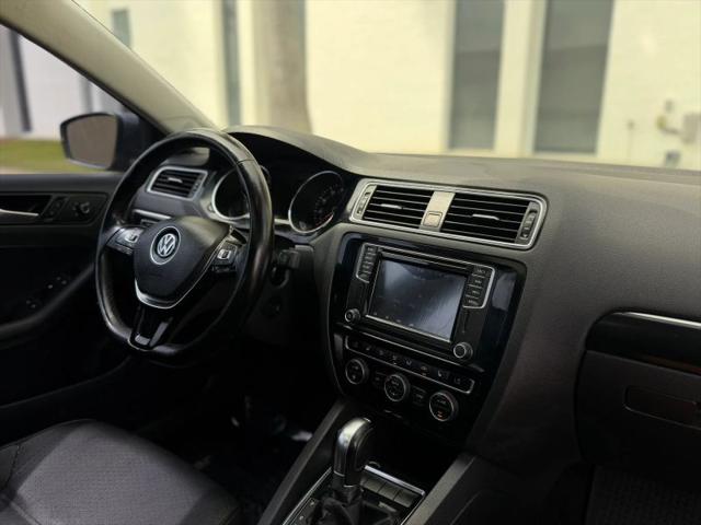 2017 Volkswagen Jetta 1.8T SEL