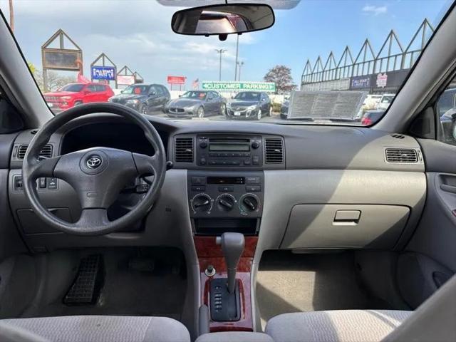 2005 Toyota Corolla LE