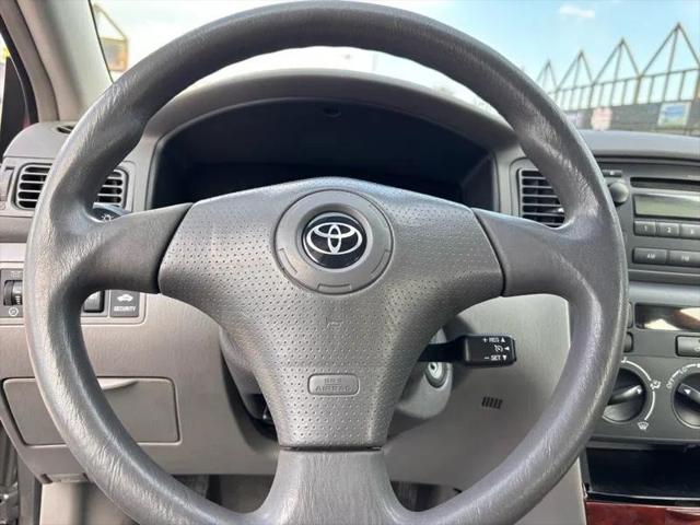 2005 Toyota Corolla LE