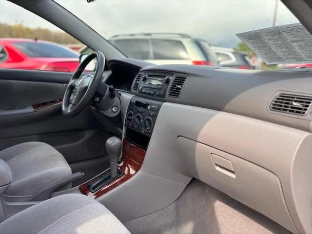 2005 Toyota Corolla LE