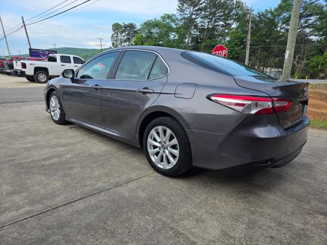 2018 Toyota Camry LE