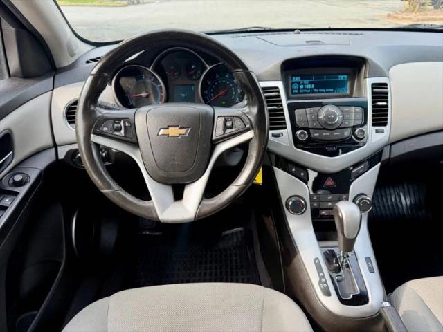 2011 Chevrolet Cruze 1LT