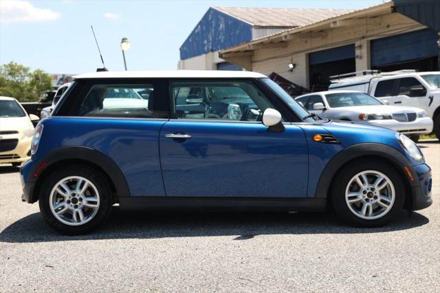 2012 MINI Cooper Cooper
