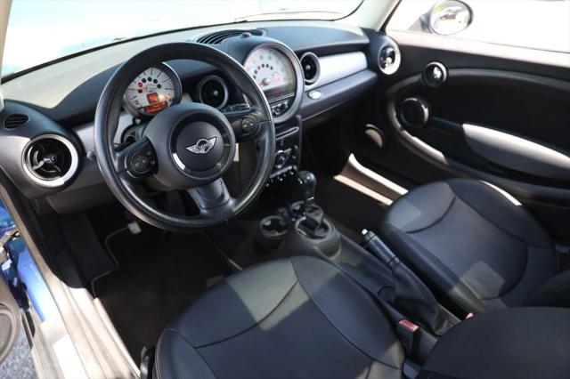 2012 MINI Cooper Cooper