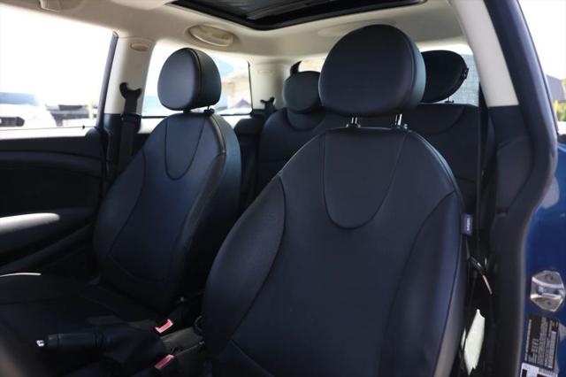 2012 MINI Cooper Cooper