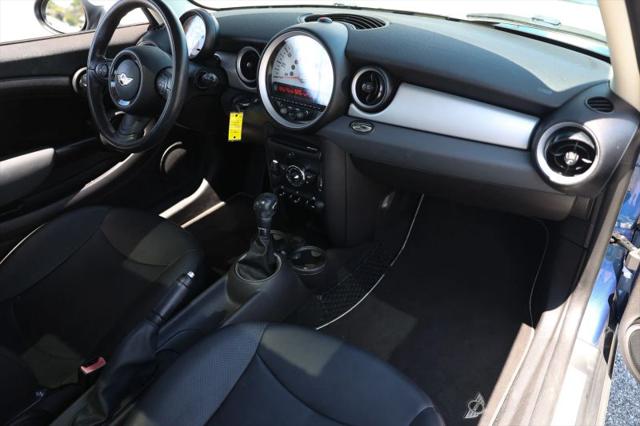 2012 MINI Cooper Cooper