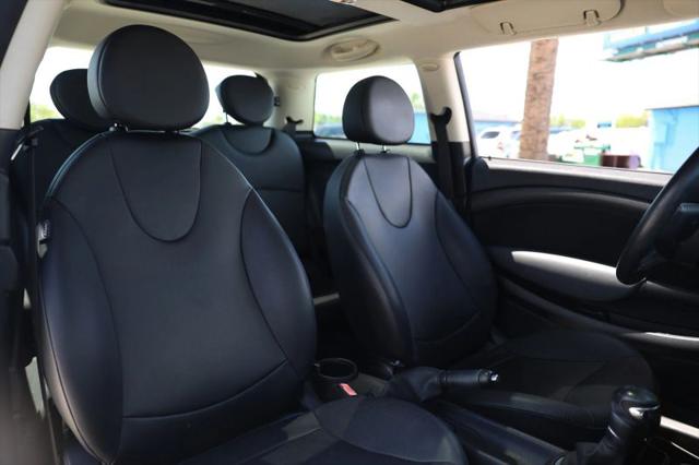 2012 MINI Cooper Cooper