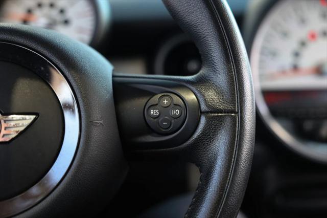2012 MINI Cooper Cooper