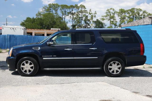 2007 Cadillac Escalade ESV Standard