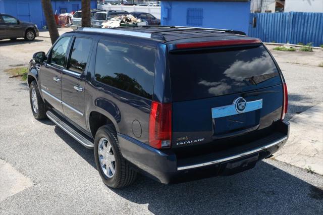 2007 Cadillac Escalade ESV Standard