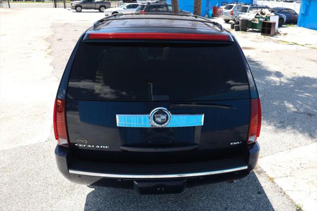 2007 Cadillac Escalade ESV Standard