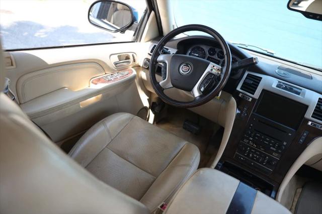 2007 Cadillac Escalade ESV Standard