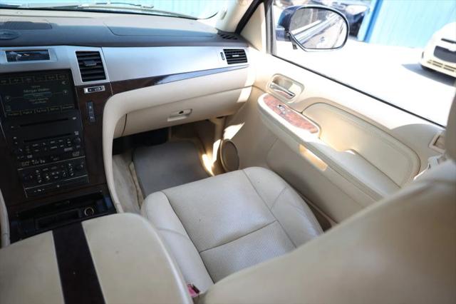 2007 Cadillac Escalade ESV Standard