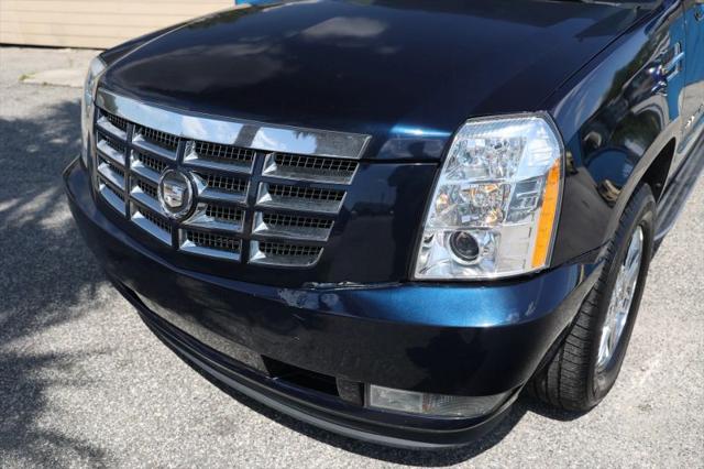 2007 Cadillac Escalade ESV Standard