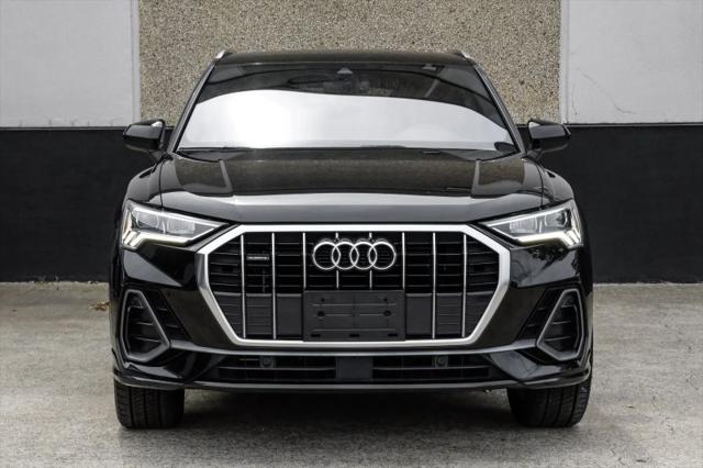 2020 Audi Q3 Premium Plus 45 TFSI S line quattro Tiptronic