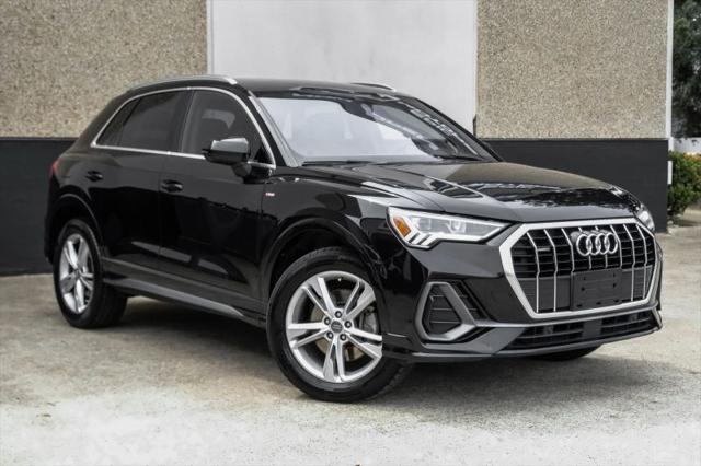 2020 Audi Q3 Premium Plus 45 TFSI S line quattro Tiptronic