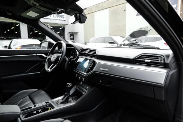 2020 Audi Q3 Premium Plus 45 TFSI S line quattro Tiptronic