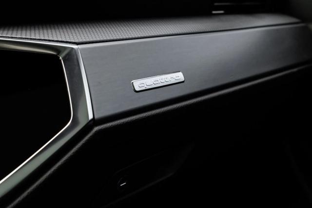 2020 Audi Q3 Premium Plus 45 TFSI S line quattro Tiptronic