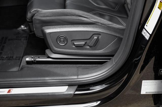 2020 Audi Q3 Premium Plus 45 TFSI S line quattro Tiptronic