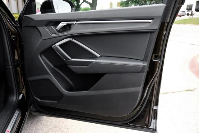 2020 Audi Q3 Premium Plus 45 TFSI S line quattro Tiptronic