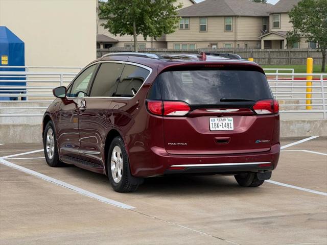 2018 Chrysler Pacifica Hybrid Touring L