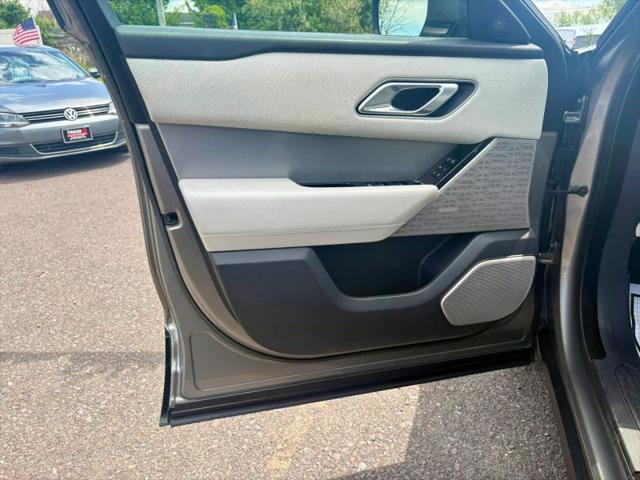 2019 Land Rover Range Rover Velar P250 R-Dynamic SE