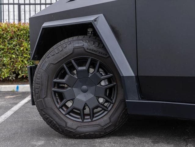 2024 Tesla Cybertruck Cyberbeast